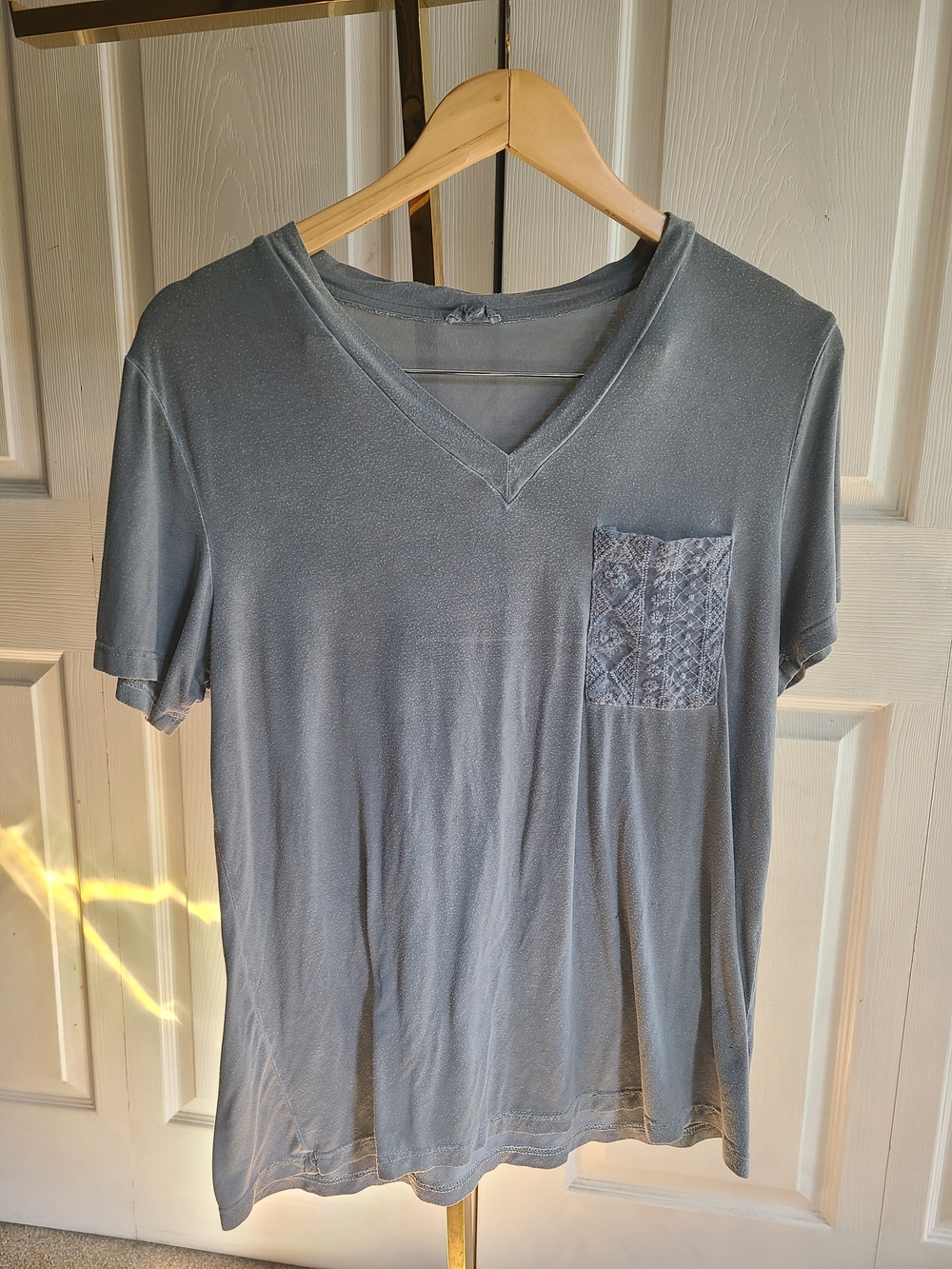 POL Short Sleeve V-Neck Pocket Tee in Slate Gray